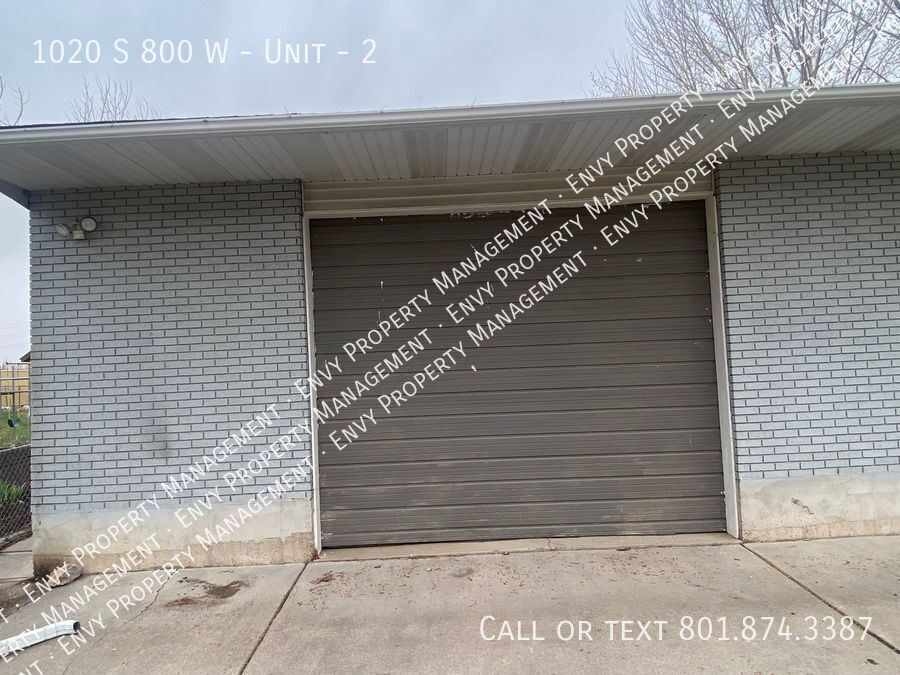 Spacious 1032 Storage/Shop in great Woods Cross location. Available NOW! property image