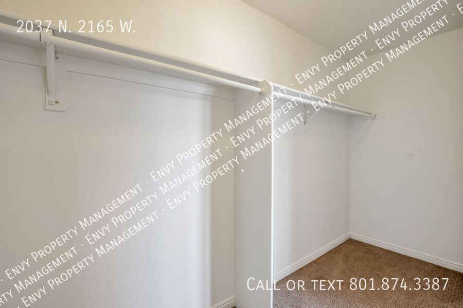 Newly Updated Pet Friendly 3 Bed - 2 Bath Home in Clinton - Fully Fenced Yard - Available NOW! property image