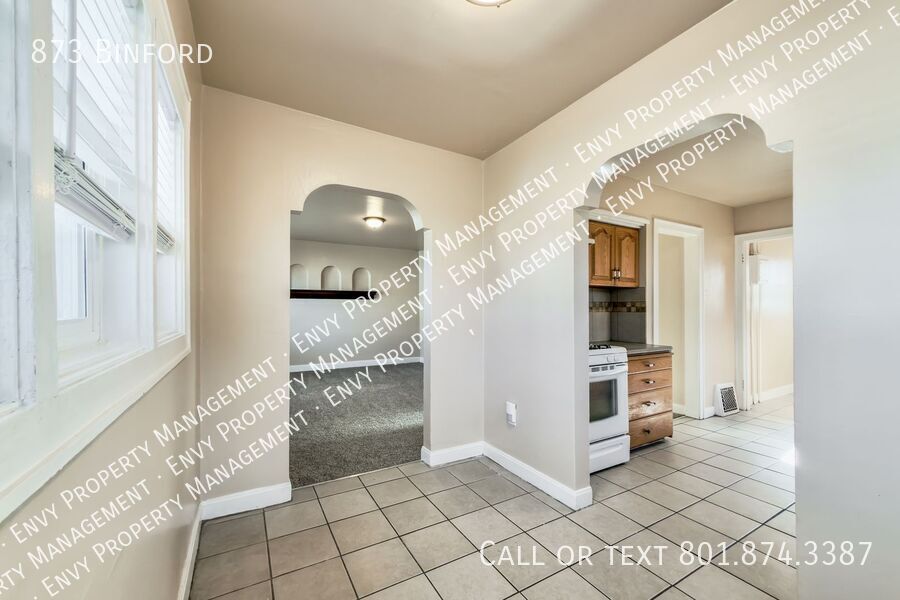 Spacious Pet Friendly - 3 Bed/1 Bath Duplex For Rent in Ogden! - Available NOW! property image