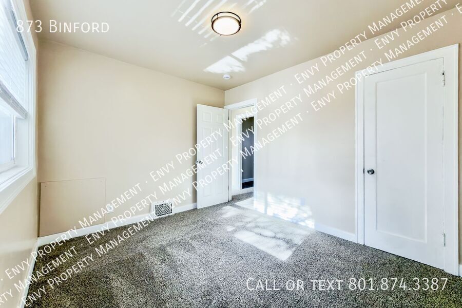 Spacious Pet Friendly - 3 Bed/1 Bath Duplex For Rent in Ogden! - Available NOW! property image