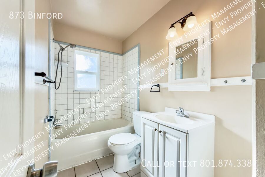 Spacious Pet Friendly - 3 Bed/1 Bath Duplex For Rent in Ogden! - Available NOW! property image