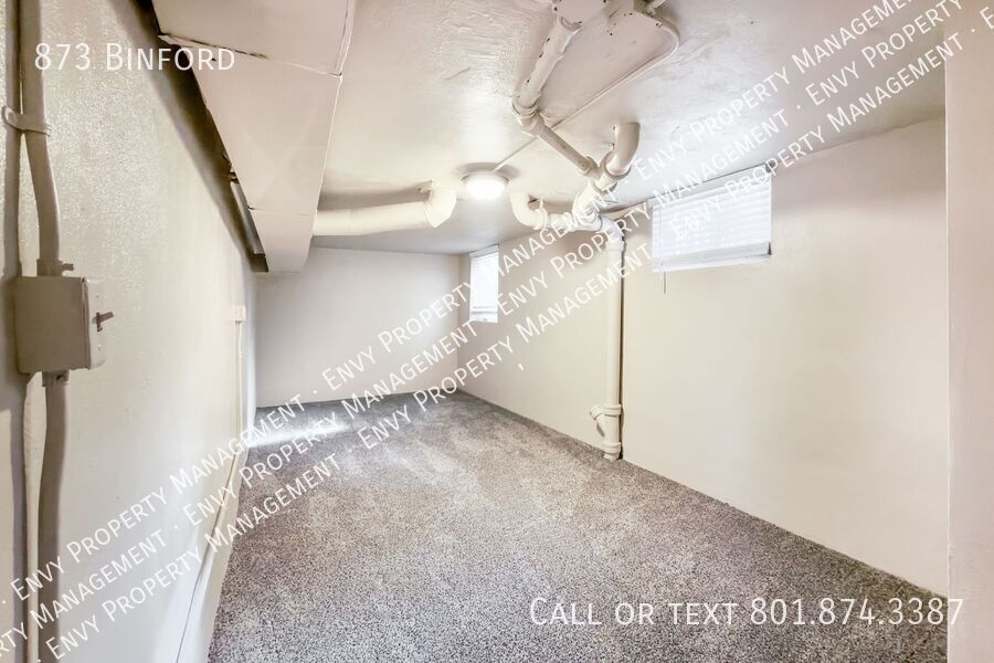 Spacious Pet Friendly - 3 Bed/1 Bath Duplex For Rent in Ogden! - Available NOW! property image