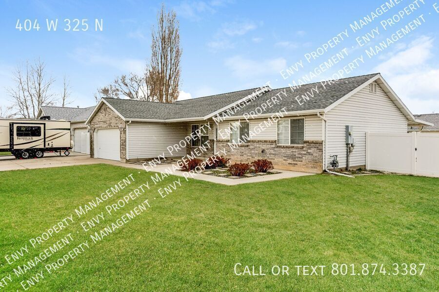 Modern 3 Bed, 2 Bath Home with LVP Flooring & 2-Car Garage! - Available NOW! property image