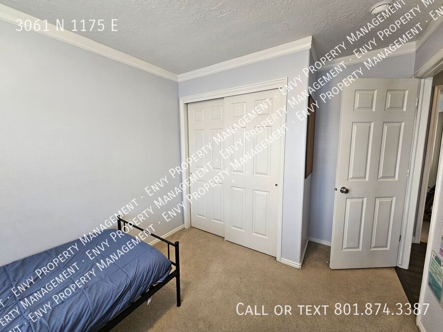 Spacious 4-Bed, 2-Bath Pet-Friendly Home with Central Air & 2-Car Garage! - Available NOW! property image