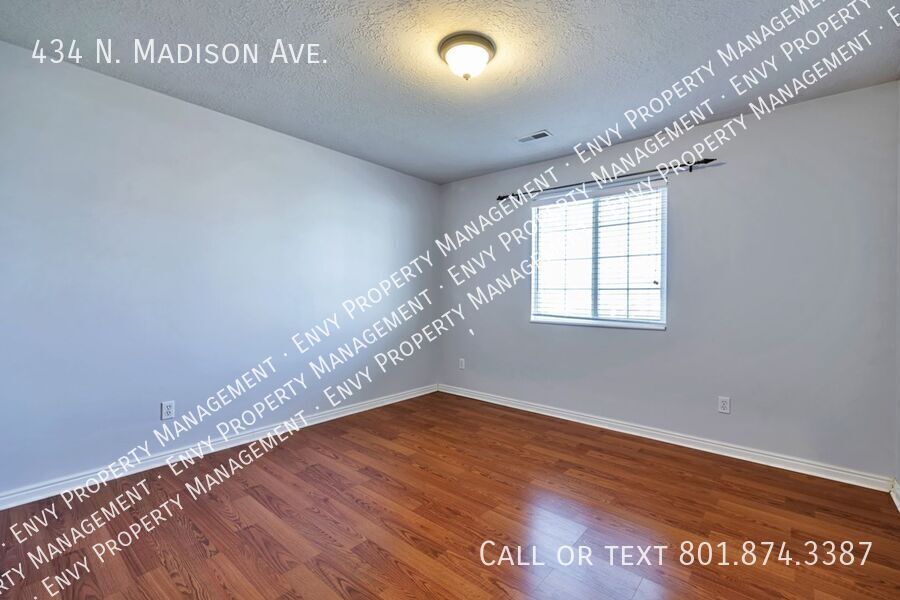 3 Bed - 2.5 Bath, Beautiful Home in Ogden - Fully Fenced Yard! property image