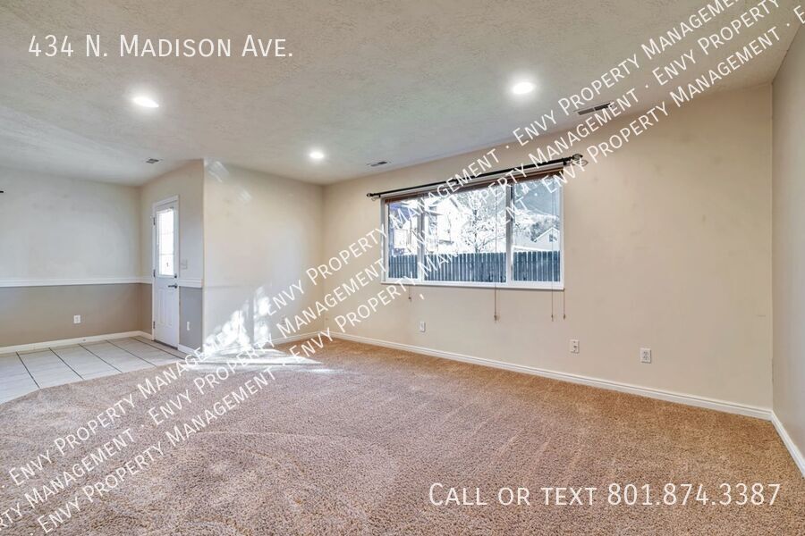 3 Bed - 2.5 Bath, Beautiful Home in Ogden - Fully Fenced Yard! property image