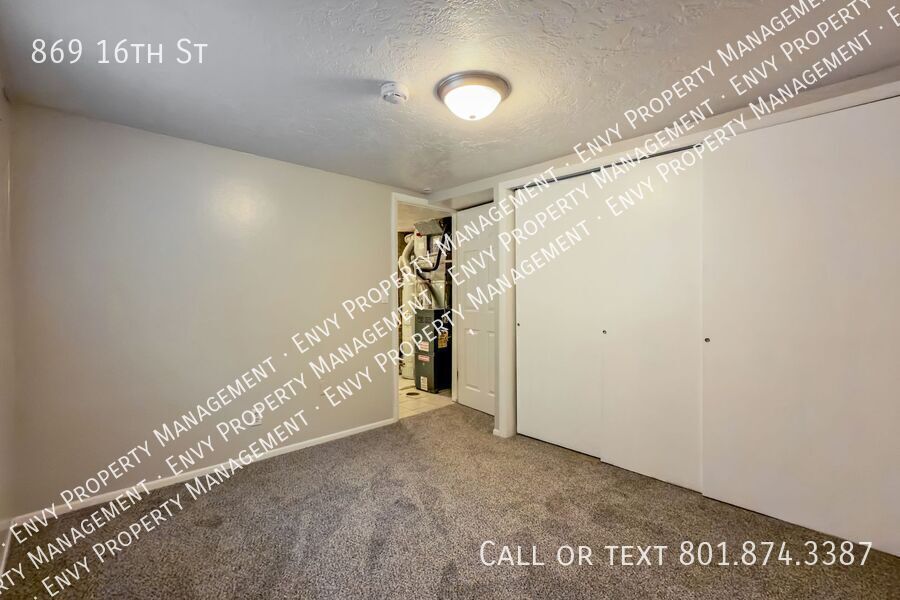 Charming 3-Bed, 1.5-Bath Home with Garage & Modern Comforts - Available NOW! property image