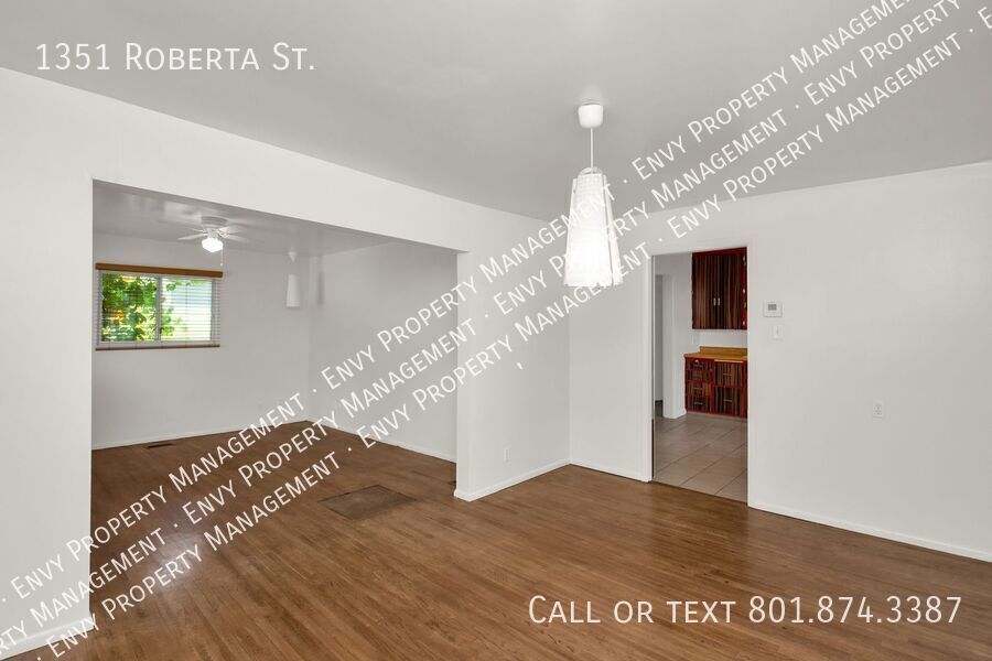 A Gardners Dream 2 Bed 1 Bath Home in Amazing SLC Location! Available on March 27th! property image