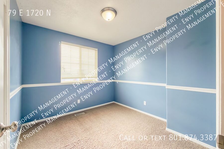 Comfortable 4 bed, 3 bath Family Home With Garage & Pet-Friendly Living! - Available on May 11th! property image