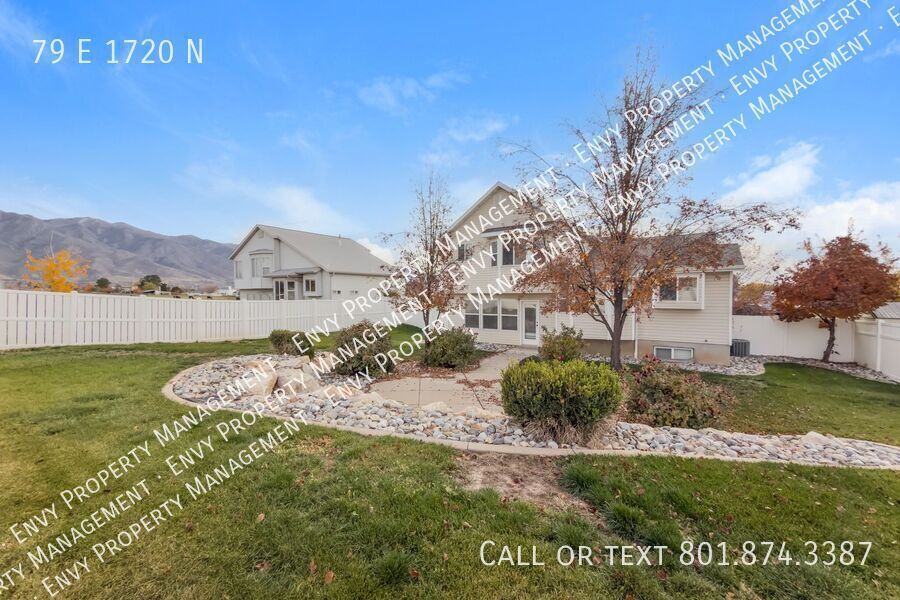 Comfortable 4 bed, 3 bath Family Home With Garage & Pet-Friendly Living! - Available on May 11th! property image