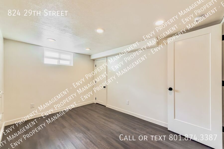 Charming 4 Bed, 2 Bath Home with Spacious Interior & Comfortable Living! - Available NOW! property image