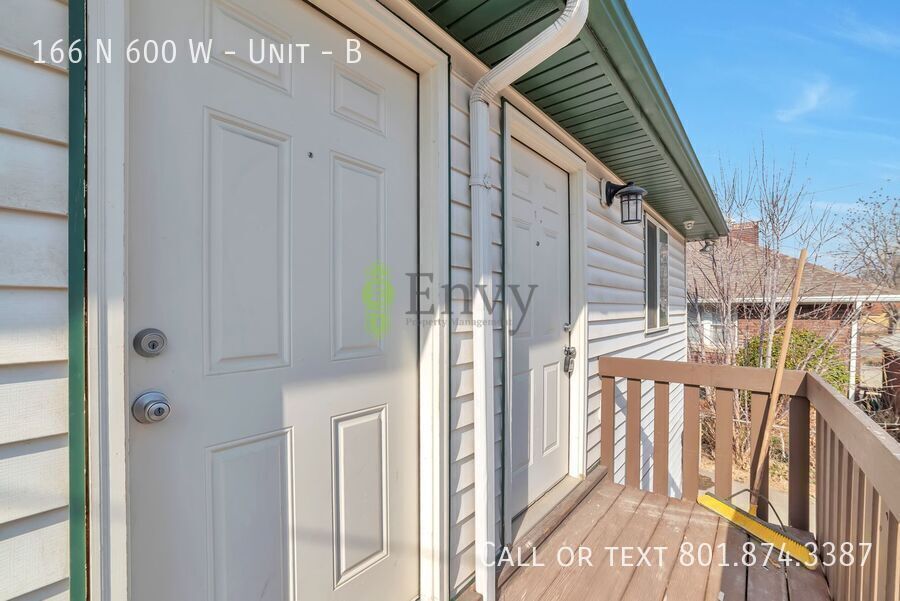 Beautiful Newly Renovated Pet Friendly 2 Bed - 1 Bath Unit in Salt Lake - Available on May 27th! property image