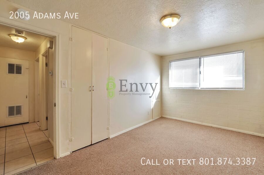 Charming Pet-Friendly 2 Bed - 1 Bath Tri-Plex Unit in Convenient Ogden Location! Available NOW! property image