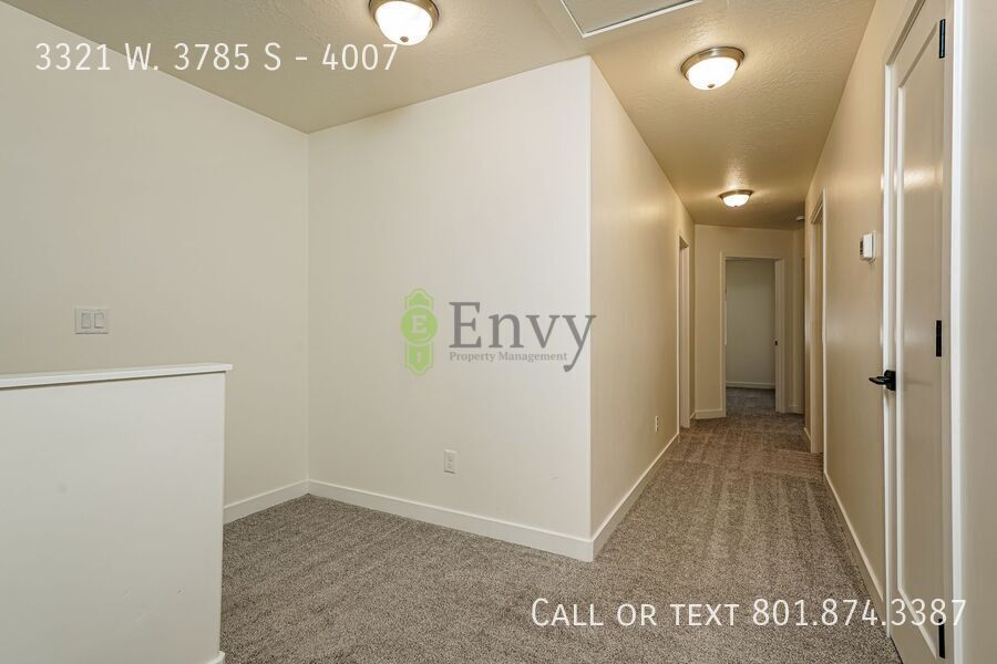 Spacious 3 Bed, 2.5 Bath Pet-Friendly Home with Central Air & 2-Car Garage! - Available NOW! property image