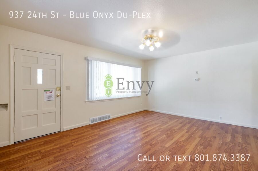 2 Bed/1 Bath Duplex in Heart of Ogden! Available NOW! property image