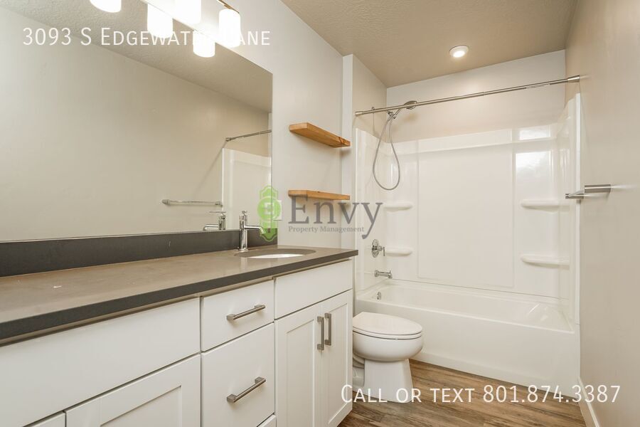 Charming 3 Bed, 2.5 Bath Pet-Friendly Home with Garage & Modern Comforts! - Available NOW! property image