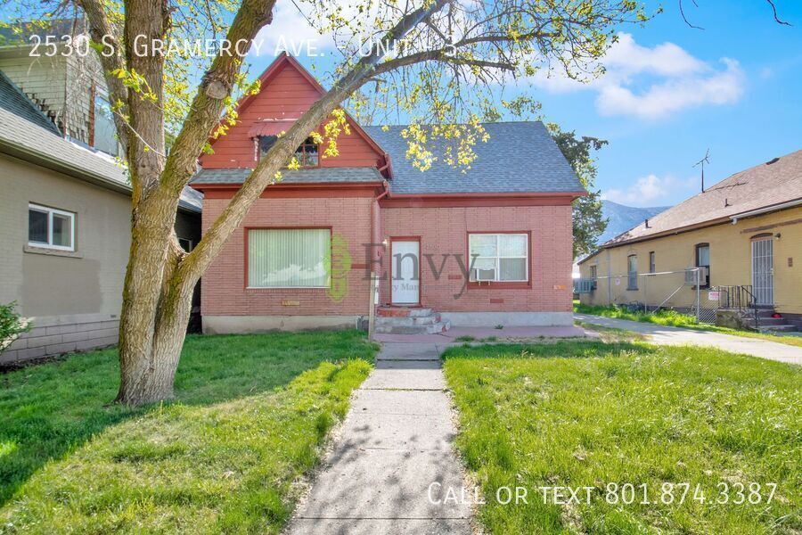 Charming 1 Bed - 1 Bath Updated Unit in Ogden! Available NOW! property image