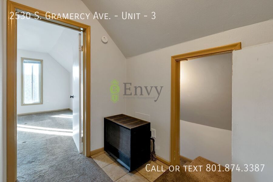 Charming 1 Bed - 1 Bath Updated Unit in Ogden! Available NOW! property image