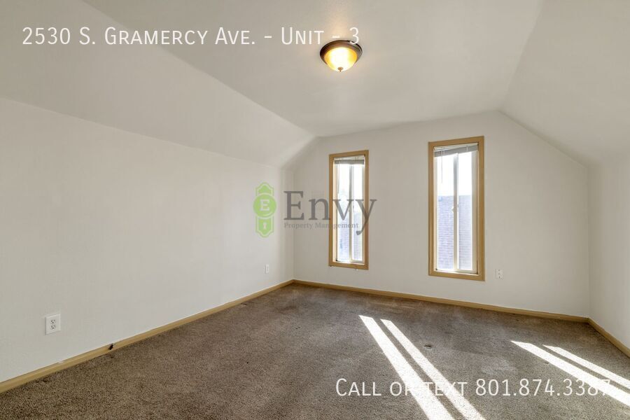 Charming 1 Bed - 1 Bath Updated Unit in Ogden! Available NOW! property image
