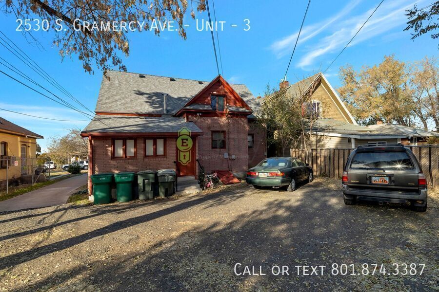 Charming 1 Bed - 1 Bath Updated Unit in Ogden! Available NOW! property image