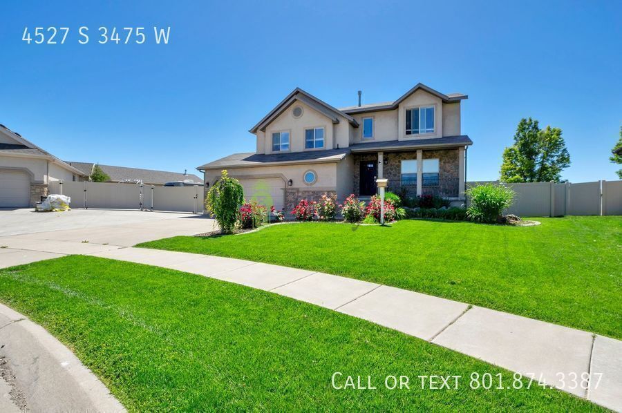 Enormous 5 Bed - 3.5 Bath Beautiful West Haven Home! Available on July 13th! property image