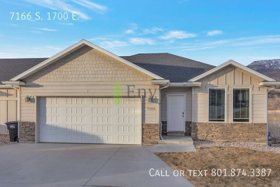 Spacious 4 Bed, 2 Bath Pet-Friendly Home with Central Air & 2-Car Garage! Available on July 6th! property image